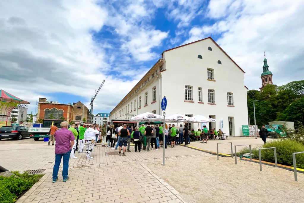 Mitarbeiterehrungen 2022 auf dem Weberei Areal in Offenburg mit gemeinsamen Flammenkuchenessen.