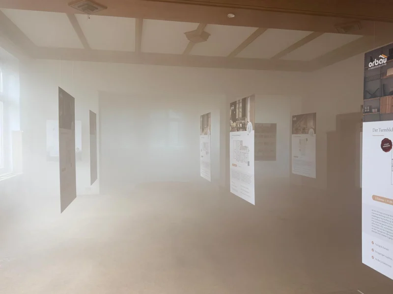 Feuerwehrübung im Inneren des Schloss Rothschild