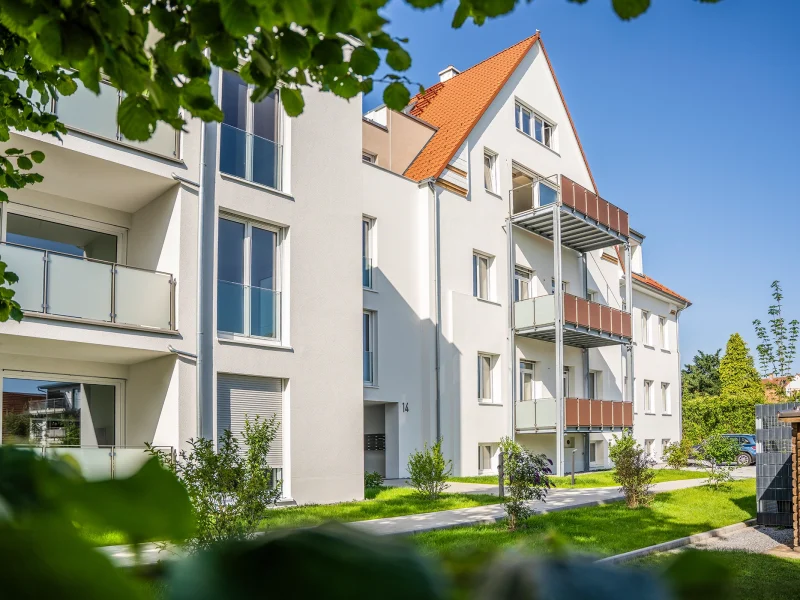 Modernes Mehrfamilienhaus mit Eigentumswohnungen in Rheinau