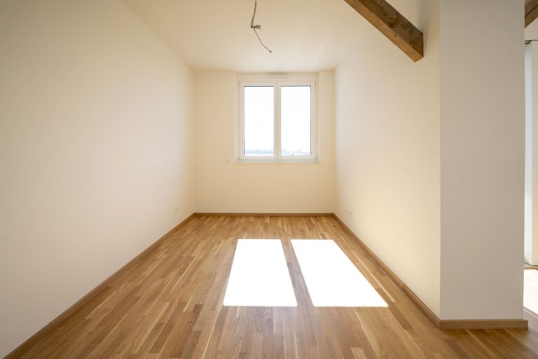 2026-04-25_W18_Wohnzimmer_website